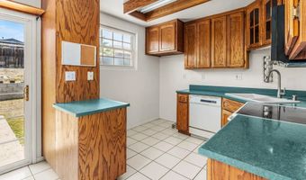 6954 Ballinger, San Diego, CA 92119