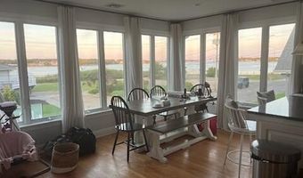 20 Starboard St, Beachwood, NJ 08722