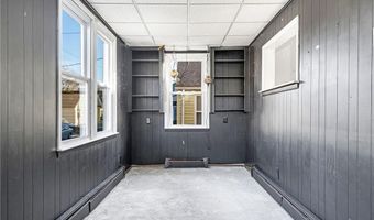 12 Lookout Ave, North Providence, RI 02911