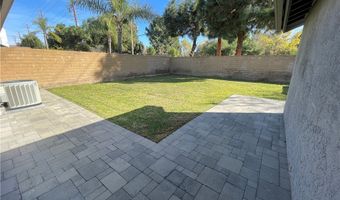 7566 E Woodsboro Ave, Anaheim, CA 92807