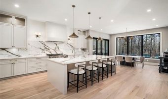 2309 Dinsmore Rd, Alpharetta, GA 30004