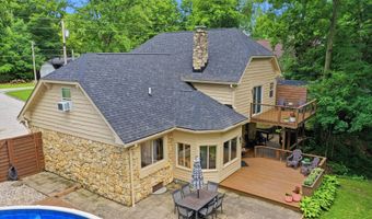 1954 Lakeview Dr, Avon, IN 46123