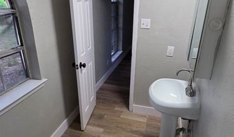 713 N Spears St, Alvarado, TX 76009