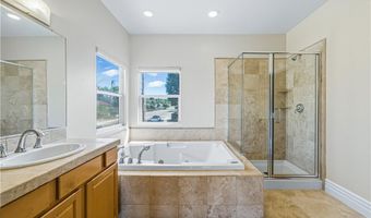 1107 Las Flores Dr, Carlsbad, CA 92008