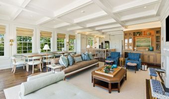 25 Tokeneke Trl, Darien, CT 06820