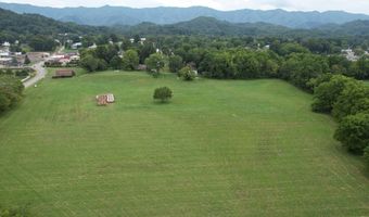270 Cover Ave, Andrews, NC 28901