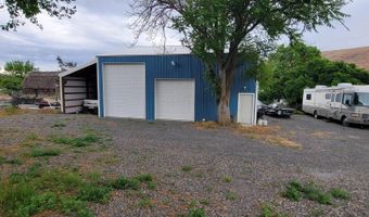 1303 4th St, Asotin, WA 99402