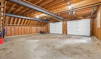74 Blueberry Hill Rd, Alfred, ME 04002