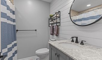 720 OAK TERRACE Dr, Ambler, PA 19002
