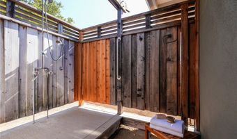 430 Devonwood Rd, Altadena, CA 91001