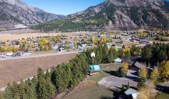 681 OVERLOOK Cir, Alpine, WY 83128