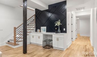 809 Crater St, Charlotte, NC 28205