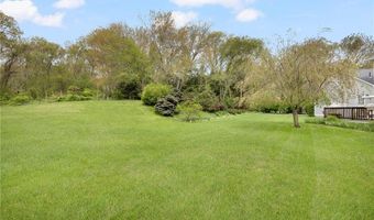 34 Finch Ln, North Kingstown, RI 02874