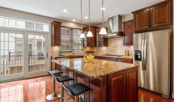 4531 WESTHALL Dr NW, Washington, DC 20007