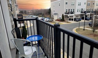 42043 BERKLEY HILL Ter, Aldie, VA 20105