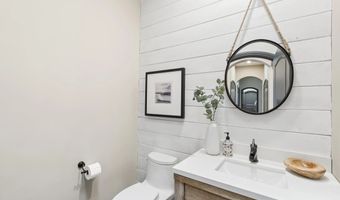 1101 Sierra Linda, Escondido, CA 92025