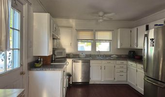224 Huron Ave, Absecon, NJ 08201
