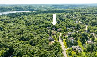 1544 Newport Creek Dr, Ann Arbor, MI 48103
