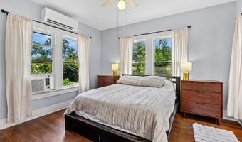 222 REDWOOD St, Alamo Heights, TX 78209