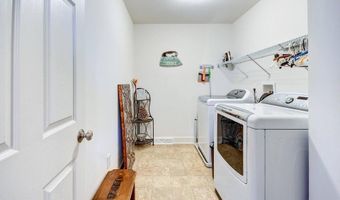 84 Andriana Ln, Albany, NY 12204