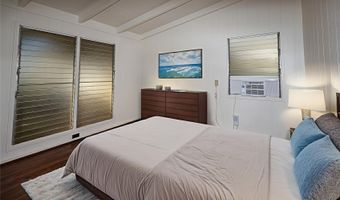 98-857 Kaamilo St, Aiea, HI 96701