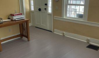 56 S Pleasant St, Bradford, VT 05033