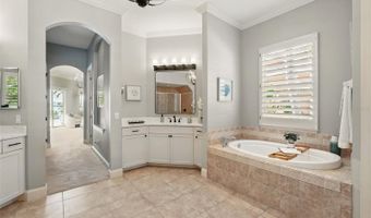 5405 R MERRITT ISLAND Dr, Apollo Beach, FL 33572