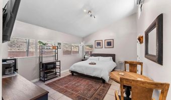 1233 Titan Ct, Escondido, CA 92026