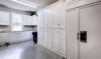 3445 Holly Fork Rd, Barhamsville, VA 23011