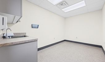 885 S Sawburg Ave 101, Alliance, OH 44601