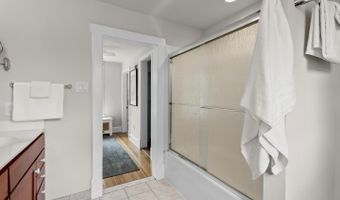 923 ARRAN Rd, Baltimore, MD 21239