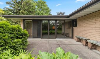 5531 LONG Ct, Appleton, WI 54914