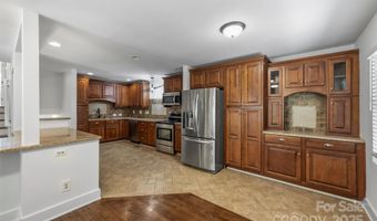3408 Winterfield Pl, Charlotte, NC 28205