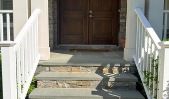 7702 TRAMMELL Rd, Annandale, VA 22003