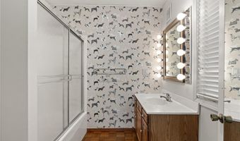 908 State St, Alton, IL 62002