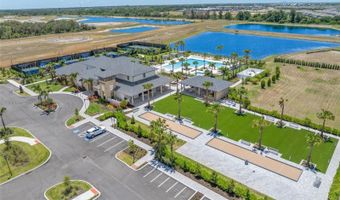 5828 WINDBREAK Ct, Apollo Beach, FL 33572