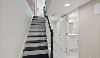 330 S CLINTON St, Baltimore, MD 21224