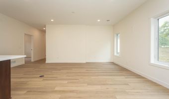 1011 Nokomis St, Alexandria, MN 56308