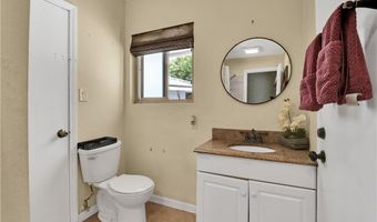 2550 W Rowland Ave, Anaheim, CA 92804
