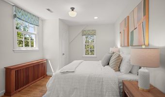 4009 64TH St, Bethesda, MD 20816