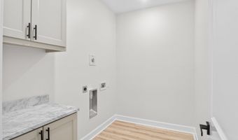 512 Madaleine, Austin, AR 72007