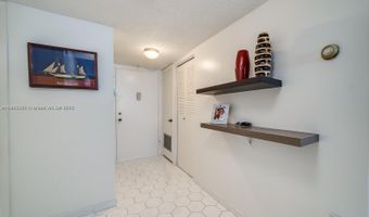 2750 NE 183rd St 1107, Aventura, FL 33160