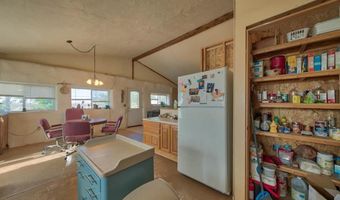 63 Jack Rabbit Ln, Clark, WY 82435