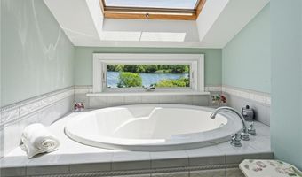 180 Clearview Rd, Charlestown, RI 02813