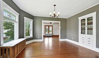 1 Arnold Ave, Newport, RI 02840