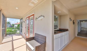6107 MARBELLA Blvd, Apollo Beach, FL 33572