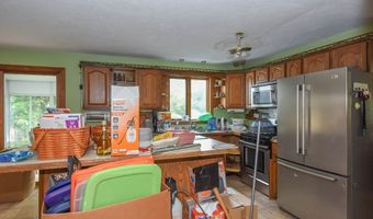 179 County Rd, Ashby, MA 01431
