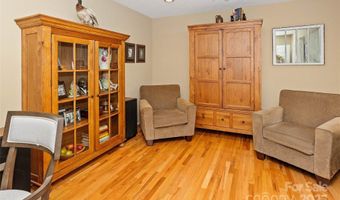 6 Oak Grove Rd, Arden, NC 28704