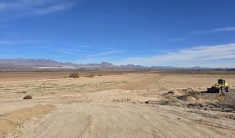 Split 3 Bomza Way, Central, AZ 85531