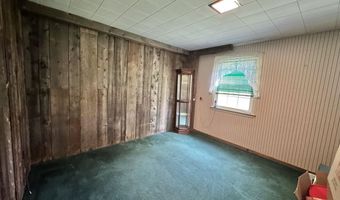 35 Hillcrest Ter, Brattleboro, VT 05301